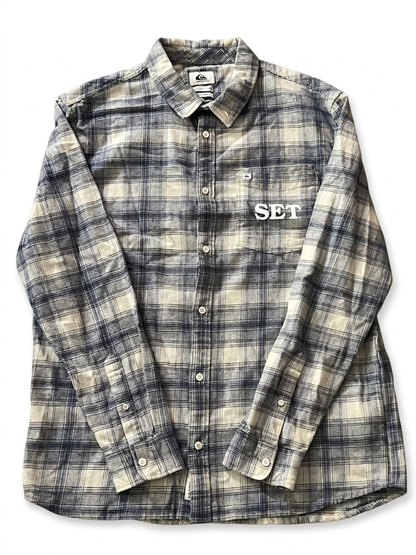 White & Navy Plaid Flannel L